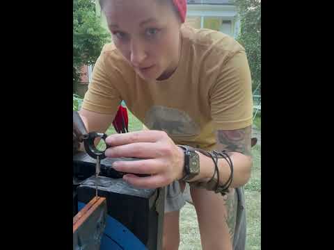 Wenn die Frau Bogenschießen macht frau bogenschiessen